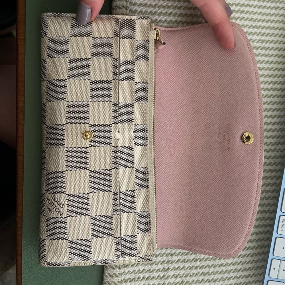 LV Emilie Wallet